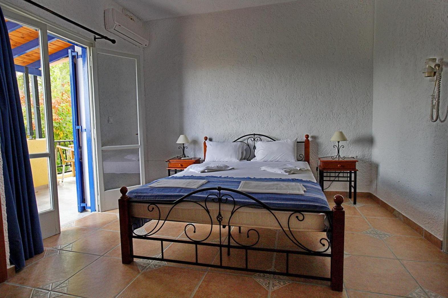 9 Musses Hotel Apartments Skala Mistegnon Værelse billede