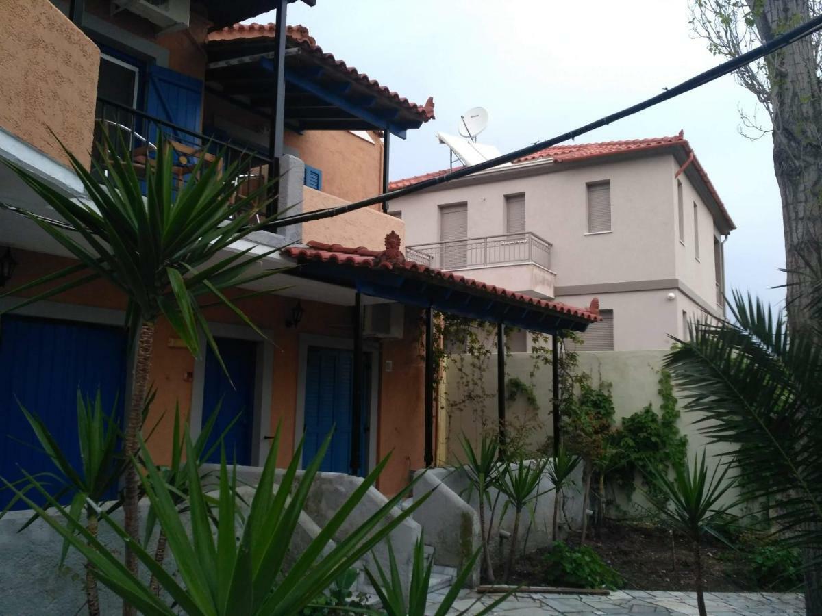 9 Musses Hotel Apartments Skala Mistegnon Eksteriør billede